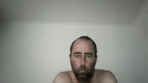 dossy1981 online show from February 6, 2026, 7:23 am