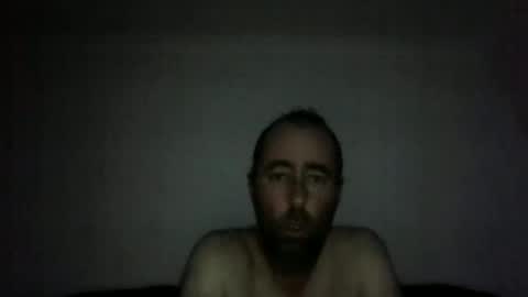 dossy1981 online show from March 3, 2026, 8:20 am