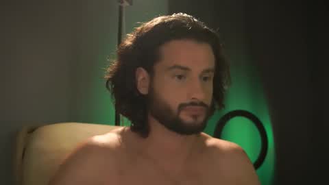 Keen online show from November 8, 2025, 5:23 pm