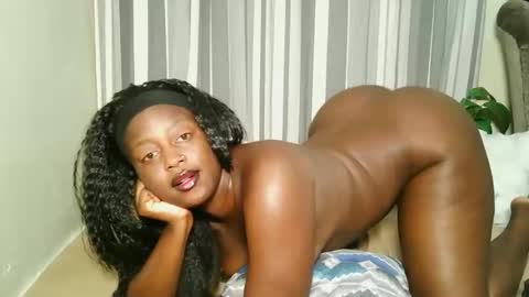 double_spicey online show from April 17, 2026, 2:53 pm