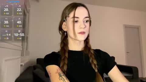 Snapshot of double_sun chatting on July 11, 2026, 9:05 pm Alice and Mark online show from July 11, 2026, 9:05 pm