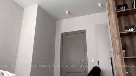 Lana  Eva  dont forget to give us a thumb up online show from January 7, 2025, 5:01 am