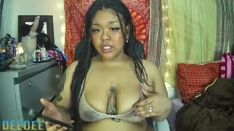 Snapshot of doubleddelirium chatting on February 9, 2025, 10:53 am DeeDee online show from February 9, 2025, 10:53 am