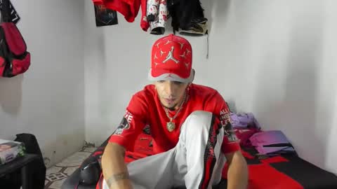 douglas_gallegos online show from April 21, 2026, 2:51 am