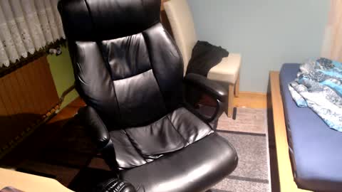 dovahkaat online show from December 2, 2024, 4:09 pm