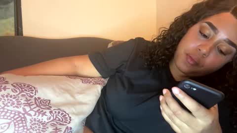 Snapshot of dove_love22 chatting on October 30, 2025, 6:26 am dove_love22 online show from October 30, 2025, 6:26 am
