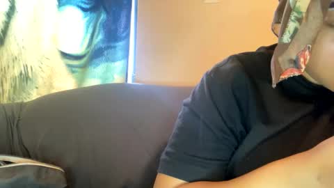 Snapshot of dove_love22 chatting on November 6, 2025, 5:47 pm dove_love22 online show from November 6, 2025, 5:47 pm
