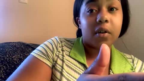Snapshot of dove_love22 chatting on November 10, 2025, 8:41 pm dove_love22 online show from November 10, 2025, 8:41 pm