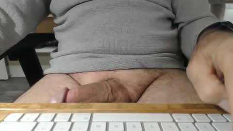 down69_4_u online show from December 21, 2024, 11:02 pm