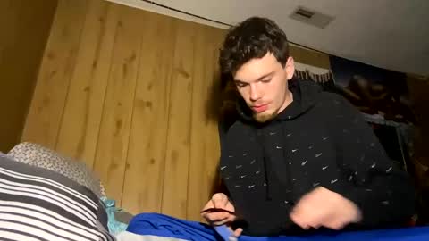 DownLowCruising online show from December 15, 2024, 2:41 am