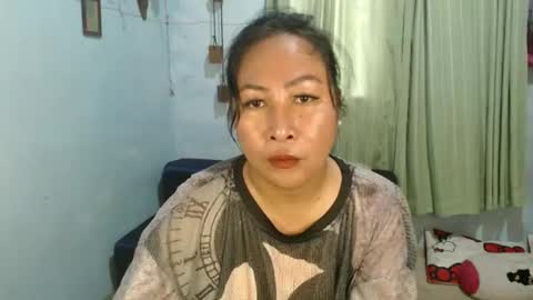 doyouwantme143 online show from September 29, 2025, 7:13 am