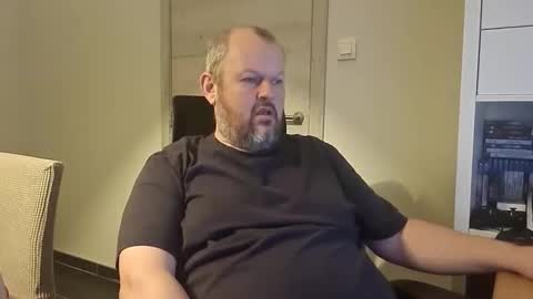 Danny online show from November 19, 2025, 7:30 am