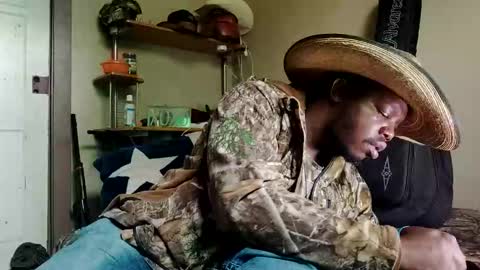 MrPirated online show from April 22, 2026, 10:11 pm