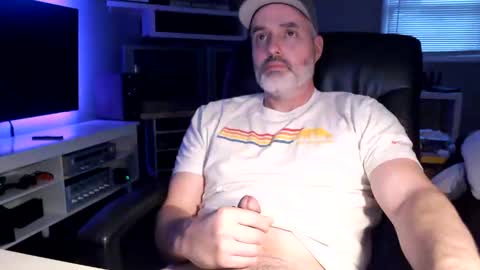 Snapshot of dr_dave20 chatting on January 1, 2025, 9:52 pm dr_dave20 online show from January 1, 2025, 9:52 pm