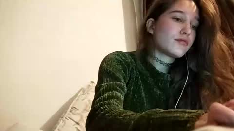 Snapshot of draculina69 chatting on December 23, 2024, 6:22 am draculina69 online show from December 23, 2024, 6:22 am