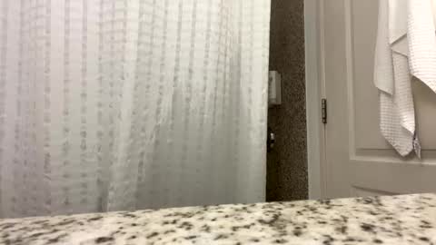 dragonbaron1020 online show from February 15, 2025, 12:43 pm