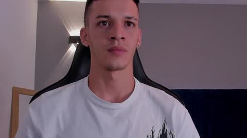 drake_carter1 online show from December 20, 2024, 2:41 am