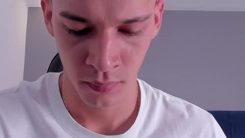 drake_carter1 online show from January 28, 2025, 2:11 am