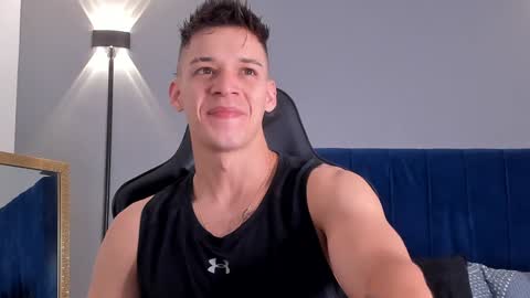 drake_carter1 online show from February 3, 2025, 11:05 pm