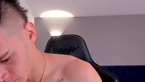 drake_carter1 online show from February 11, 2025, 12:17 am