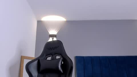 drake_carter1 online show from February 24, 2025, 4:27 am