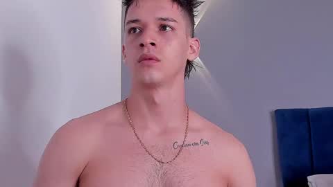 drake_carter1 online show from September 18, 2025, 1:18 am