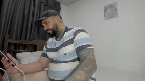 drake whitee Independent Model online show from March 9, 2025, 3:54 am