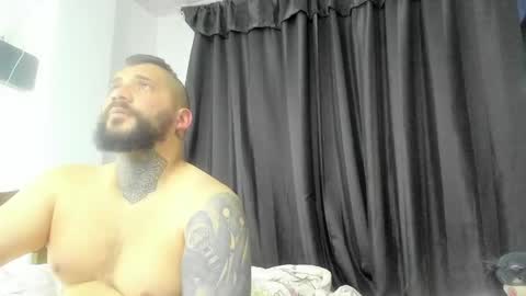 Snapshot of drake_white1 chatting on May 13, 2026, 4:10 am drake whitee Independent Model online show from May 13, 2026, 4:10 am
