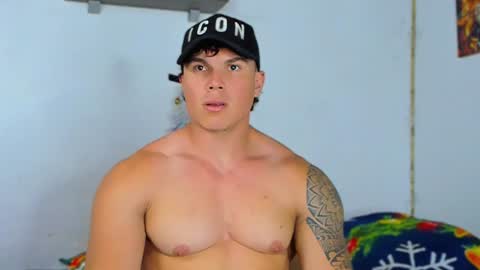 drake_xion1 online show from January 3, 2025, 11:01 pm