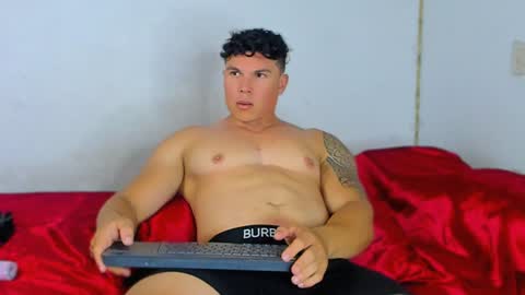 drake_xion1 online show from January 28, 2025, 12:36 am