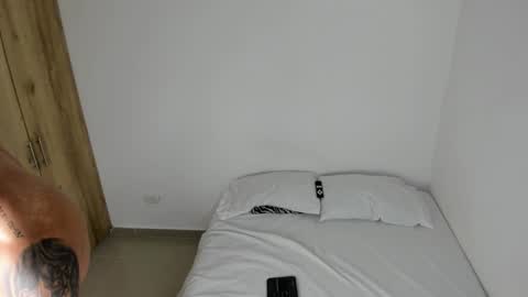 Drake Smith online show from November 19, 2025, 1:27 am