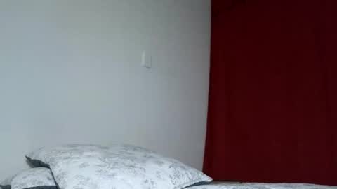 Snapshot of drakesonxx chatting on April 23, 2026, 10:36 am Andrs Independent Model online show from April 23, 2026, 10:36 am
