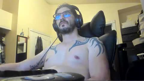 drakkar_82 online show from December 4, 2025, 10:18 pm