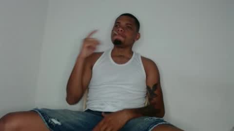 drako_monstercock online show from February 6, 2025, 4:42 am