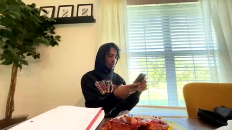 Dru online show from March 6, 2025, 8:27 pm