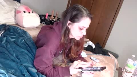 Snapshot of drama_bea chatting on May 24, 2026, 2:49 am Drama Bea online show from May 24, 2026, 2:49 am