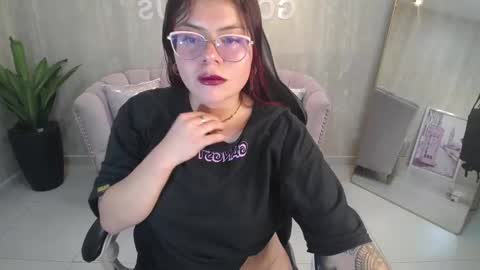 Draviana  online show from September 20, 2025, 3:07 am