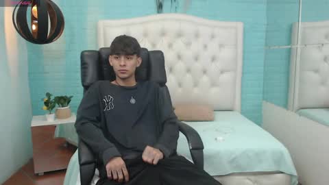 DraxBlade online show from April 22, 2026, 7:37 pm