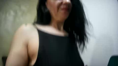 Amber online show from May 27, 2026, 9:01 pm