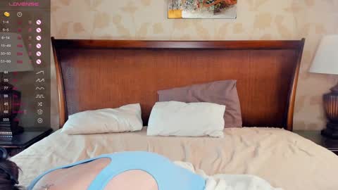 Snapshot of dream_melody chatting on September 17, 2025, 7:26 pm Hi Im Monika Welcome to my room online show from September 17, 2025, 7:26 pm