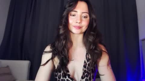 Nicole online show from February 13, 2025, 5:54 pm