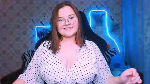 dreamforyoue2 online show from October 26, 2025, 6:03 pm