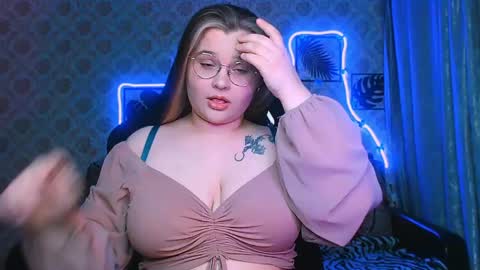 dreamforyoue2 online show from April 7, 2026, 8:31 pm