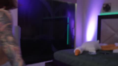 Sarah online show from February 2, 2025, 1:34 am