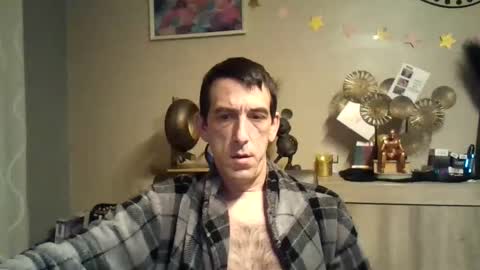 dreamguy38 online show from January 17, 2025, 1:36 am