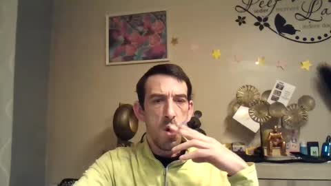 dreamguy38 online show from January 23, 2025, 3:26 am