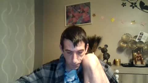 dreamguy38 online show from February 11, 2025, 4:55 am