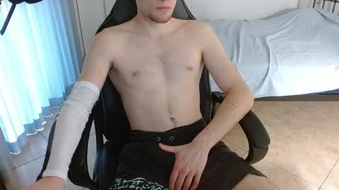 DreamBoy online show from September 10, 2025, 3:01 pm