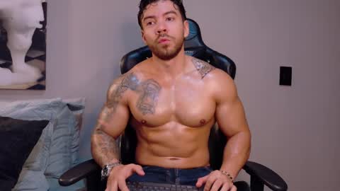 Snapshot of dreammr1 chatting on June 7, 2026, 1:26 pm cris online show from June 7, 2026, 1:26 pm