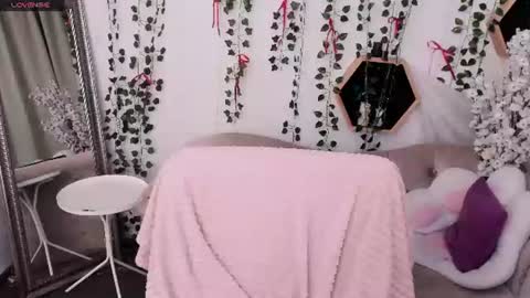 Luna online show from July 5, 2026, 8:38 pm